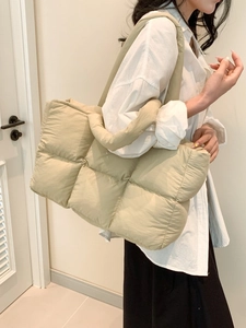 Sac fourre-tout matelassé en kaki avec grande capacité et bandoulières polyvalentes femme