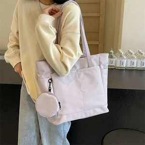 Hellviolette wasserdichte Nylon-Einkaufstasche mit Funktionstaschen und Mini-Rundbeutel