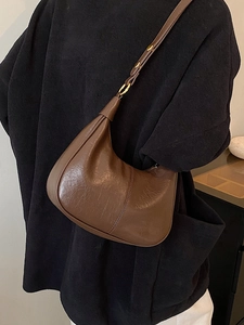 Retro dark brown hobo shoulder bag in oil wax leather with adjustable strap for women