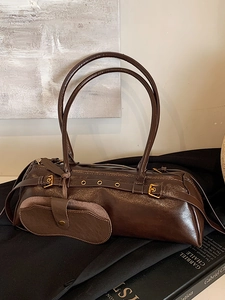 Women Vintage PU Leather Shoulder Bag Retro Baguette Underarm Bag For Fashion Commute With Metal Buckle Stitching Solid Color Bag