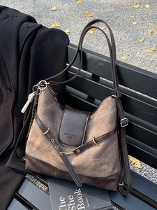 Vintage Color Block PU Leather Tote Bag For Women Large Capacity Stitching Shoulder Bag With Baseball Pendant