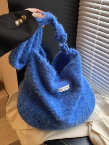 Fashion Women Large Capacity Plush Tote Bag Casual Solid Color Woolen Shoulder Bag Soft Hobo Crossbody Bag For Everyday
