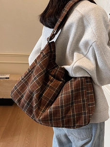 Retro brown checkered oversized tote bag with thick woven fabric for women's daily casual use