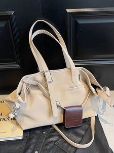 Borsa Tote in Pelle PU di Grande Capacità Minimalista Rétro per Donna Versatile Borsa a Tracolla Pendolare Con Pochette