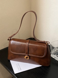 Women Vintage PU Leather Shoulder Bag Underarm Flap Bag With Gold Metal Buckle Solid Color Commute Fashion Square Handbag