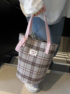 Retro plaid tote bag with pink straps and gray checkered pattern for daily commute