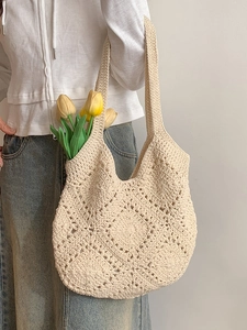 Sac fourre-tout au crochet beige style bohème avec motif de losanges pour le quotidien