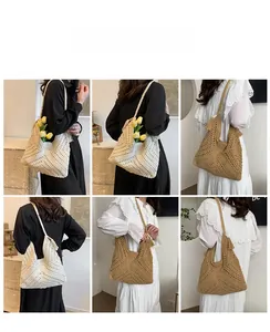 Détails d'un grand sac cabas au crochet avec franges et texture tissée ajourée