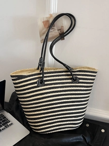 Grand sac cabas en paille tissée à rayures avec poignées noires pour la plage ou les loisirs