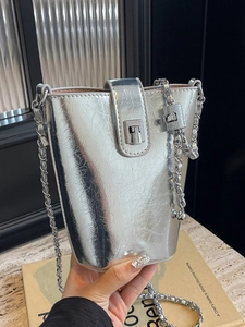 Women Fashion PU Leather Bucket Bag Minimalist Chain Crossbody Mobile Phone Bag Chic Lock Pleated Small Shoulder Bag