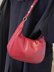 Retro red faux leather dumpling hobo bag with gold hardware for women's shoulder wear