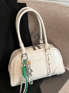 Sac Boston en Cuir PU Brillant Femmes Minimaliste Bowling Sac à Main Charme Ours en Strass Bandoulière Tressée