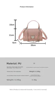 Vue détaillée du sac bandoulière rose en cuir PU avec dimensions et boucle cœur