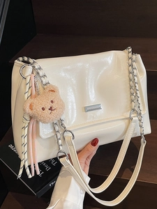 Women Large Capacity PU Leather Tote Bag Fashion Chain Strap Shoulder Bag Casual Commuter Flap Handbag With Plush Bear Charm