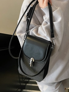 French style minimalist crossbody bag in black leather and grey weave with silver lock
