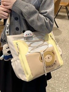 Grand sac cabas coréen en toile avec patch ours et pendentifs en peluche mignons