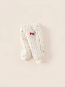 Pantalon d'hiver matelassé pour fille avec imprimés cœurs et poche en peluche rose