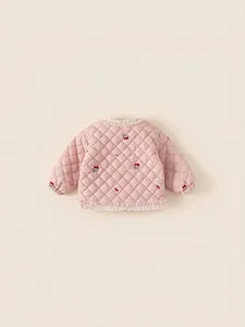 Manteau d'hiver matelassé rose pour filles avec broderie cerise et dentelle blanche