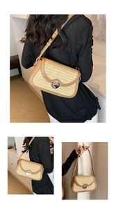 Détail d'un sac en paille tressée avec garniture en cuir marron et boucle métallique