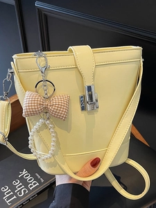 Borsa a Secchiello da Donna Minimalista in Pelle PU Borsa a Mano a Tracolla di Alta Qualità Con Fiocco a Scacchi e Ciondolo in Perla
