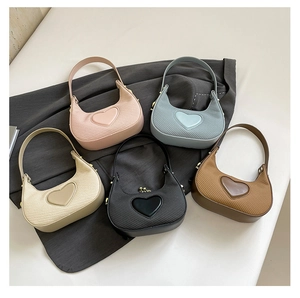 Kollektion von Herz-Halbmondtaschen mit Rautenwebstruktur in fünf modischen Farben
