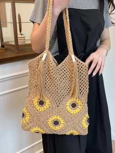 Sac fourre-tout d'été tissé main avec motifs tournesols jaunes et détails à franges