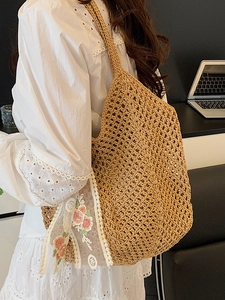 Handmade woven tote bag in khaki with floral lace ribbon, ideal for summer vacation