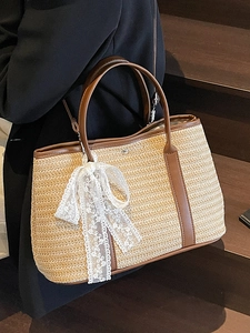 Sac seau en paille arc-en-ciel avec garniture en cuir et breloque en dentelle d'été