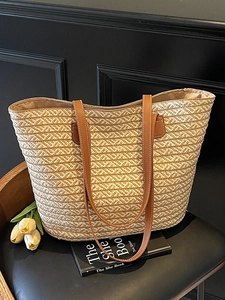 Women Large Capacity Straw Woven Tote Bag Pastoral Style Geometric Pattern Handwoven Shoulder Bag Vacation Handbag