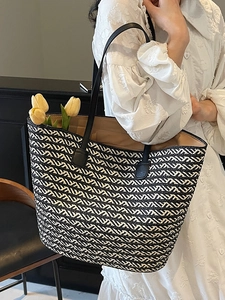 Pastoral large capacity woven straw tote bag with black and white texture and leather straps