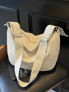Large Capacity Women Nylon Shoulder Bag Lightweight Minimalist Crossbody Tote For Daily Commuting School Student Handbag