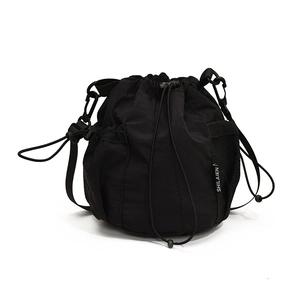 Borsa Secchiello Nylon Coulisse Donna Borsa Tracolla Casual Moda Leggera Tinta Unita Tasca Laterale In Rete