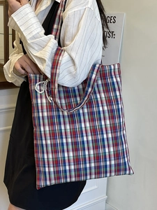 Retro plaid oversized tote bag with pearl pendant decoration and canvas texture