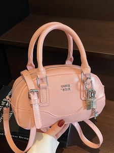 Sac à Main Boston en Cuir PU Femme Minimaliste Urbain Couleur Unie Sac Bandoulière Avec Pendentif Clé et Serrure Argentée