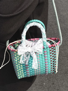 Panier tressé coloré pour femme avec nœud en dentelle et pochette intérieure à cordon