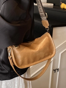 Sac baguette vintage marron en similicuir avec bandoulière ethnique large et sangle en cuir