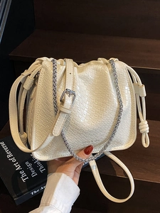Women PU Woven Pleated Bucket Bag Urban Minimalist Chain Decor Crossbody Shoulder Bag Casual Commuting Fashionable Handbag