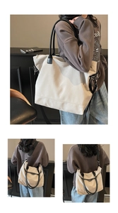 Détails du grand sac cabas en toile blanc cassé avec bandoulière noire réglable et amovible