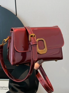 Sac Bandoulière Rétro en Cuir Verni PU Petit Sac Carré Pour Femme Mode Lumière Luxe Business Commuter Serrure