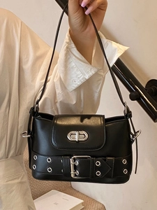 Sac seau d'épaule en PU noir avec boucle argentée et détails d'oeillets en métal