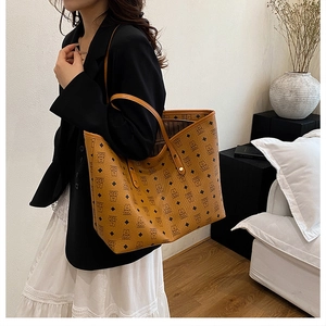 Classic large capacity tote bag with bear print and rhombic patterns shown in daily use