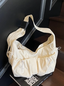 Sac Bandoulière Plissé Grande Capacité pour Femmes Sac Tote en Nylon à Cordon de Serrage Minimaliste Urbain Décontracté