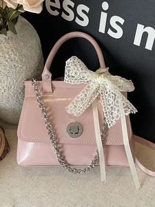 Sac à Main Vintage en Cuir PU Ciré pour Femme avec Noeud en Dentelle Décoration Chaîne Sac à Bandoulière Carré