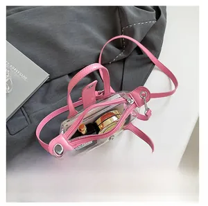 Rosafarbene transparente Jelly-Bag mit Platz für Smartphone und Kosmetikartikel