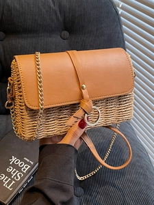 Damen Casual Stroh Patchwork Umhängetasche Mit PU-Leder Klappe Mode Gewebte Umhängetasche Retro Kleine Quadratische Handtasche