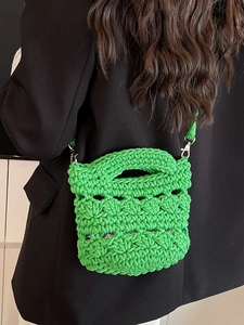 Sac seau tissé vert fait main avec motif vague pour la plage et le style décontracté