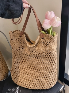 Sac Cabas en Paille Tissée pour Femmes Grande Capacité Ajouré Floral Crochet Sac à Épaule Bohème Été Plage Vacances Main