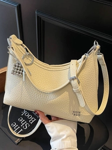 Luxury PU Leather Small Square Shoulder Bag For Women Urban Minimalist Litchi Pattern Underarm Bag With Heart Pendant Purse