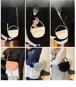 Sacs de selle à nœud colorés en crème, rose, bleu et noir, avec finitions mates