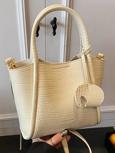 Women Crocodile Pattern PU Leather Bucket Bag Elegant Fashion Handbag Shoulder Crossbody Bag With Elephant Charm Daily